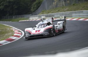 El Porsche 919 Hybrid vuela en el Infierno Verde: 5:19.55