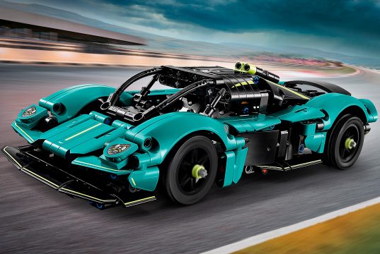 Aston Martin Valkyrie de LEGO